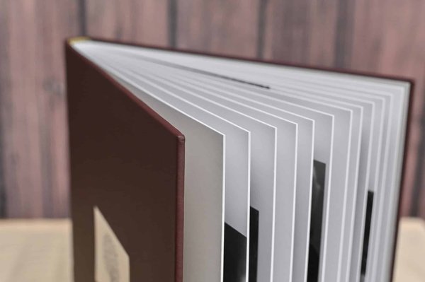 Créez un album photo souvenir personnalisé avec Flexilivre